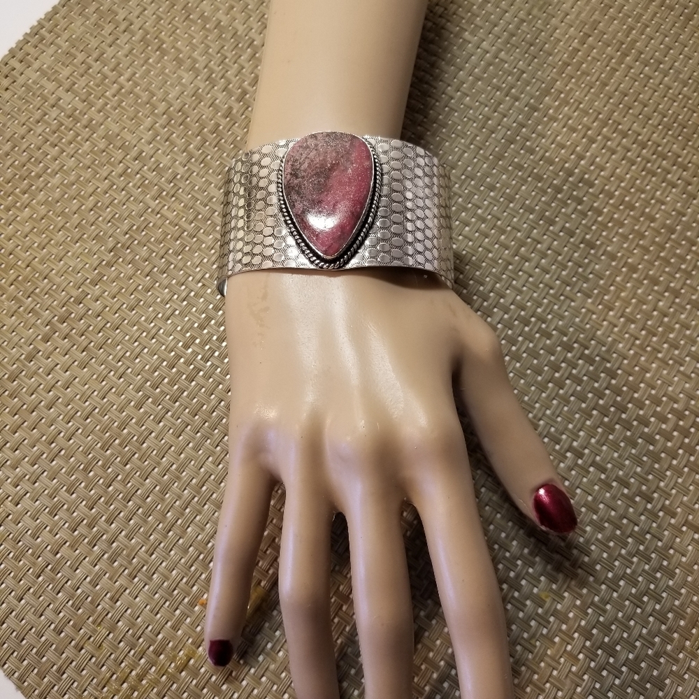 Marvelous Bracelet Nwot